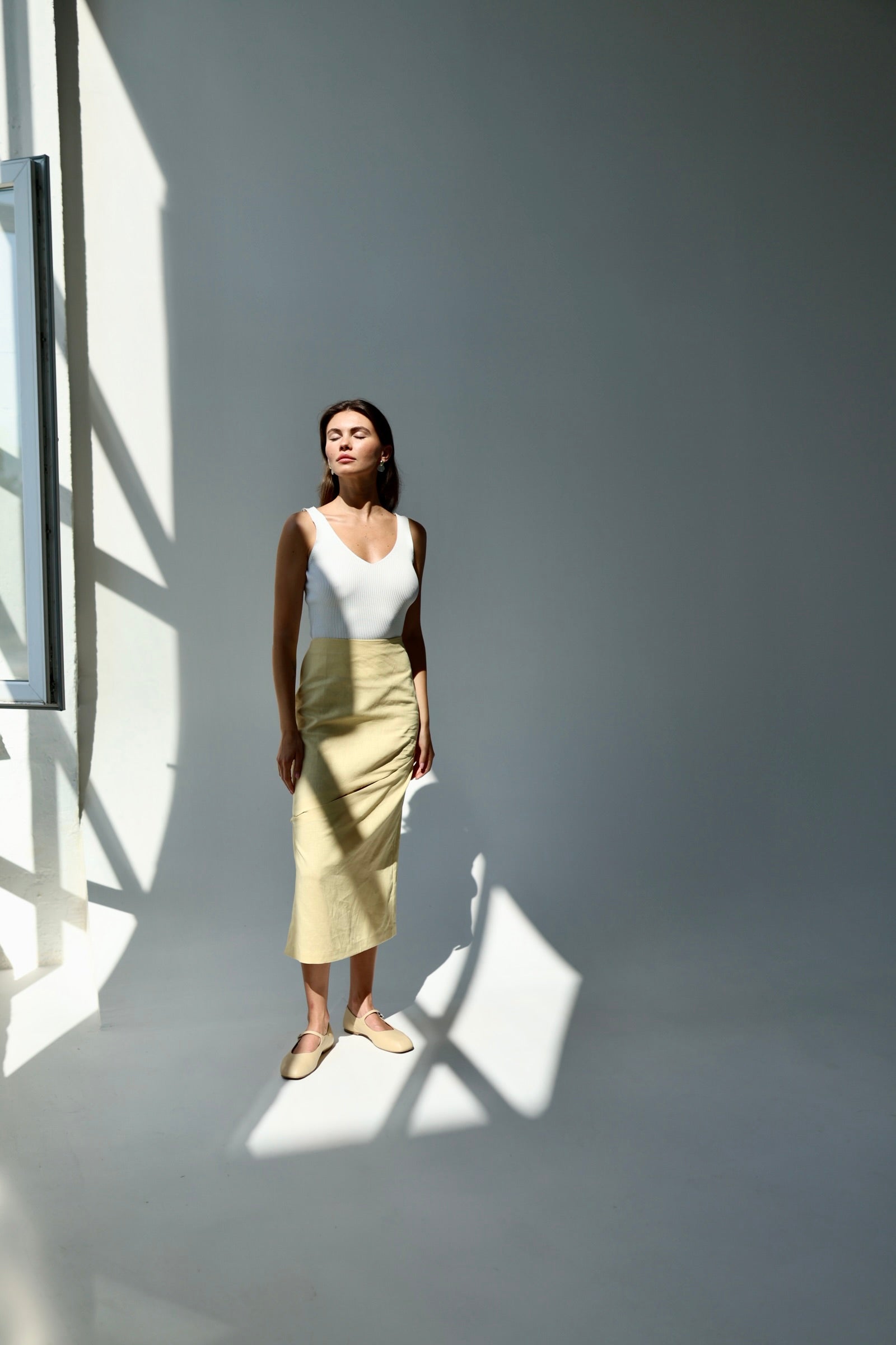Linen Transformer Midi Skirt
